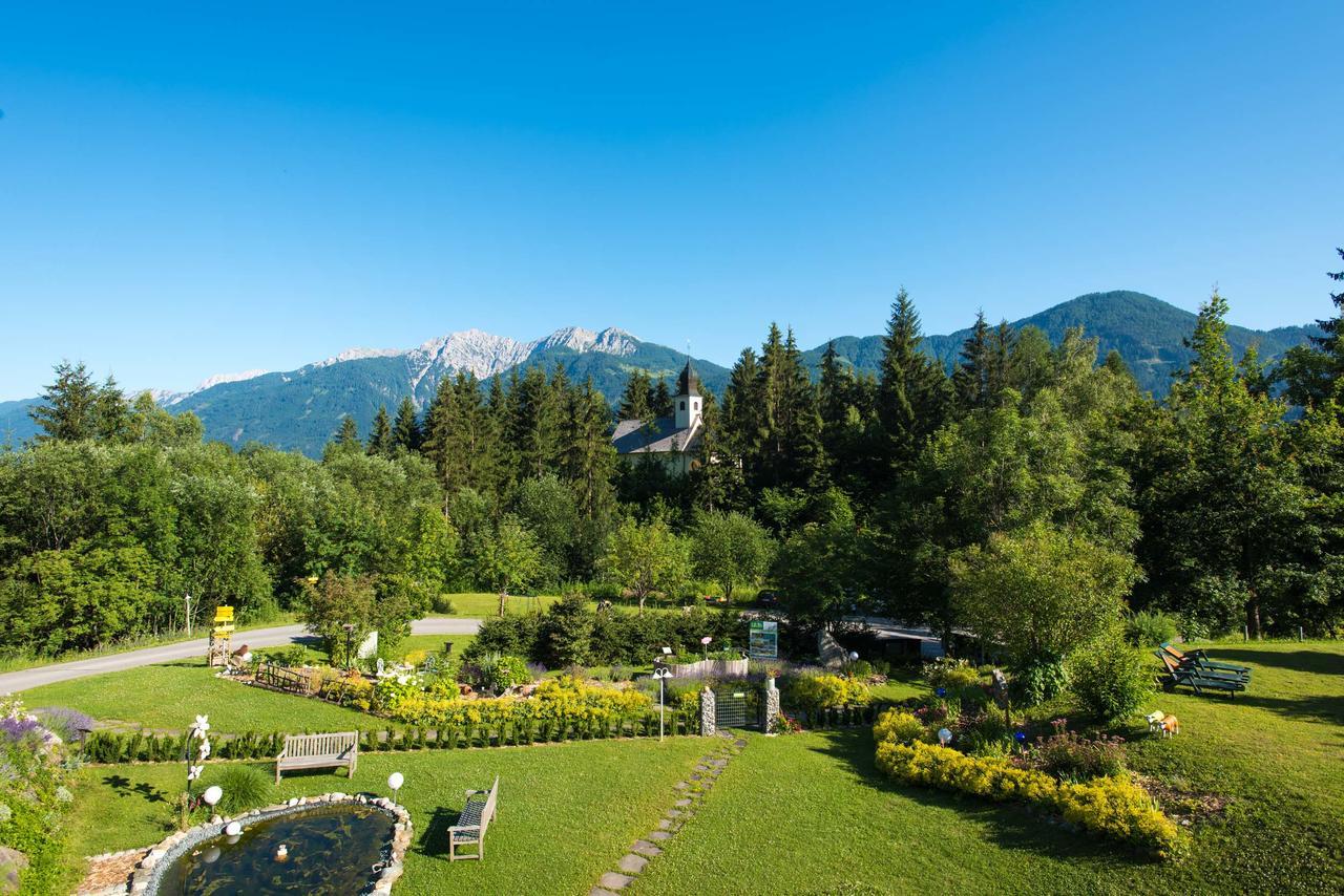 Naturhotel Landhof Irschen Esterno foto