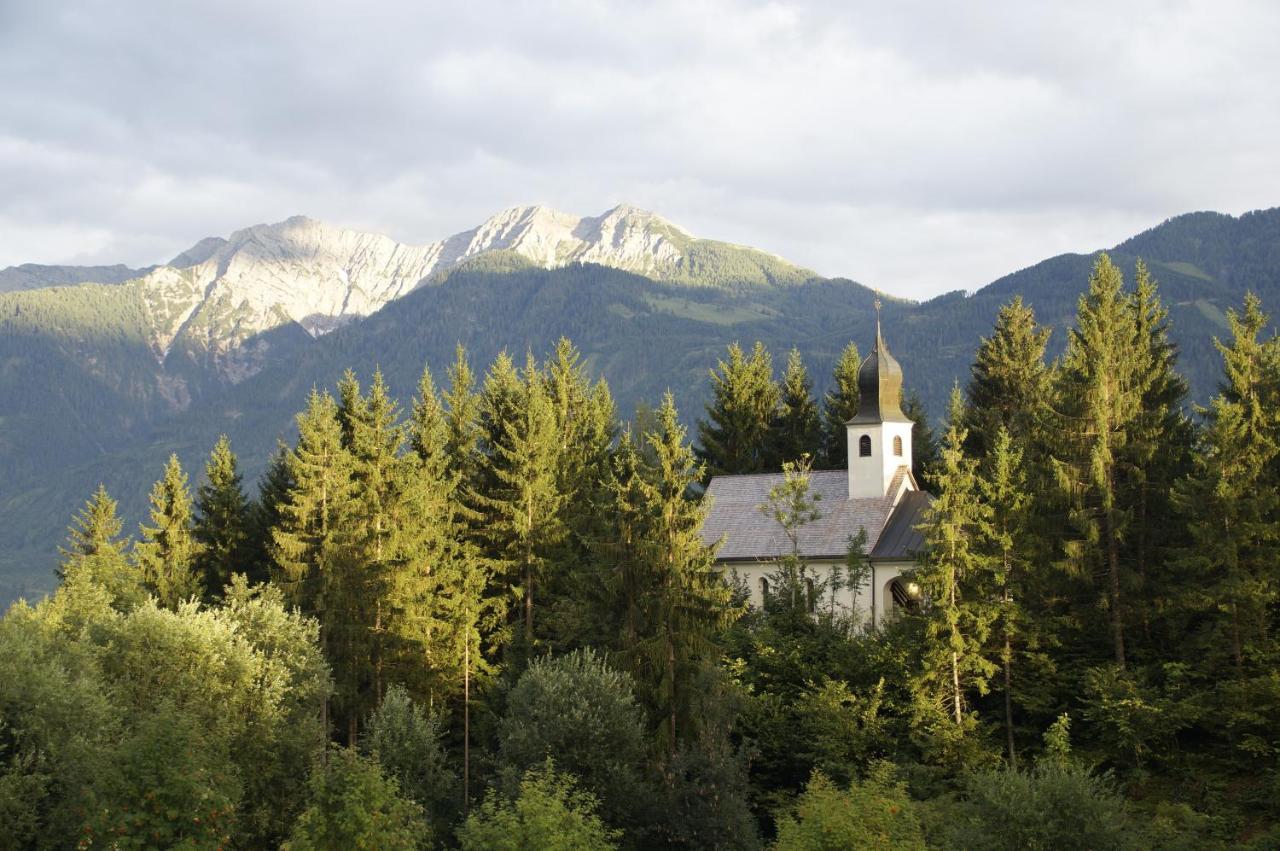 Naturhotel Landhof Irschen Esterno foto